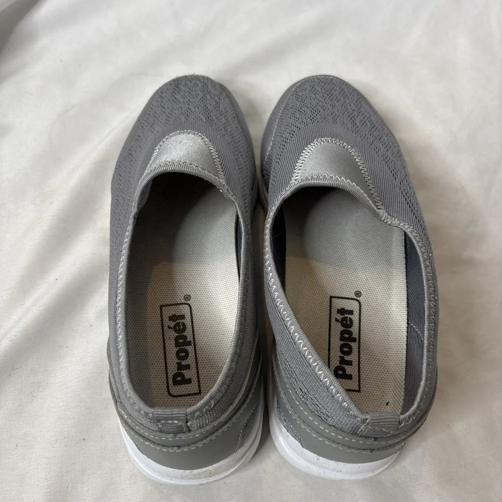 Propet Travelactiv Silver Gray Slip On Walking Sneaker Size‎ 7.5 W5104 Comfort